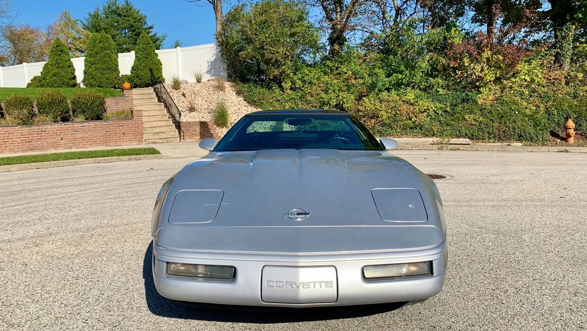Corvette Generations/C4/C4 1996 Front 2.webp